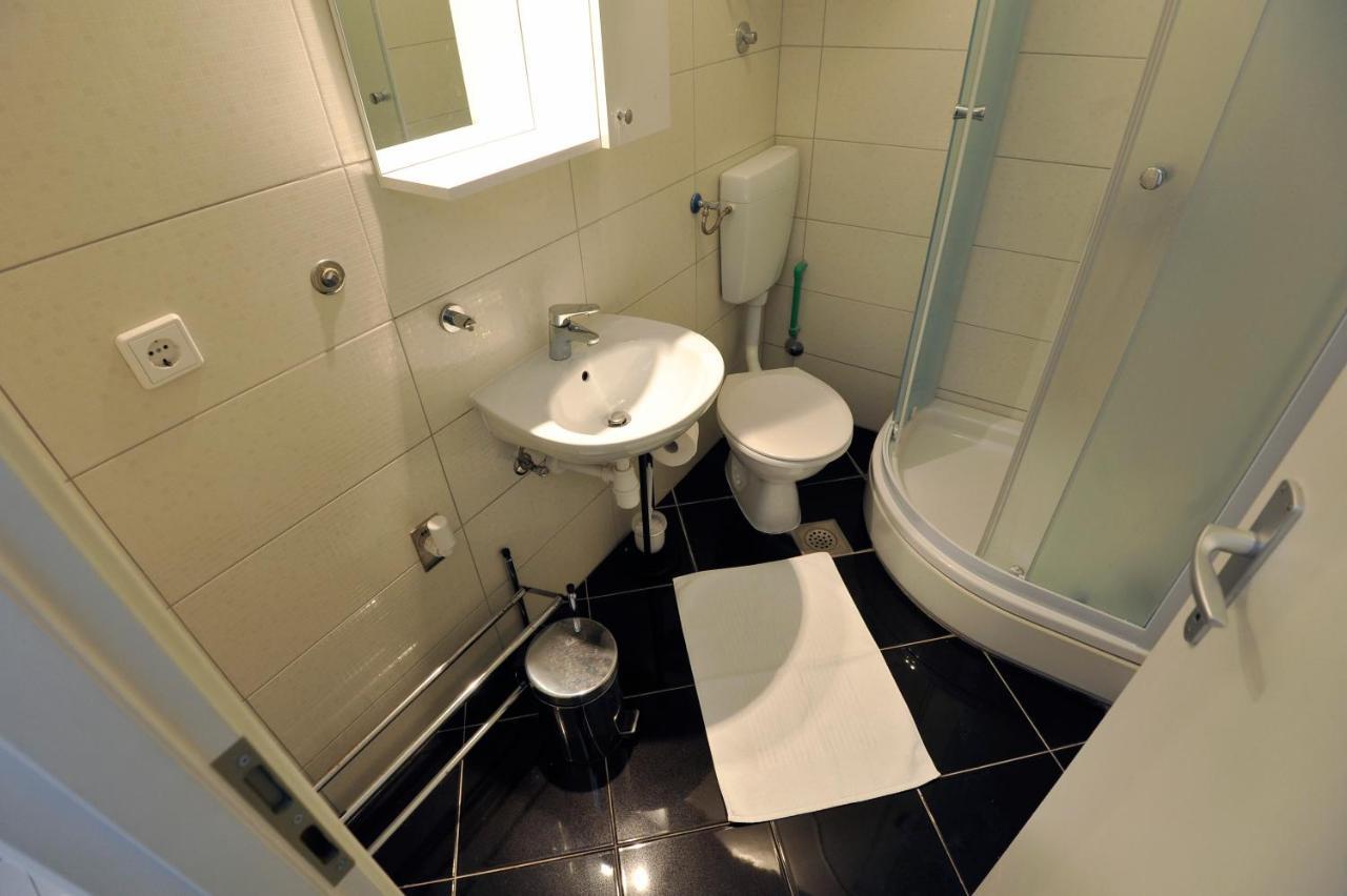 Val Apartman Zára Kültér fotó